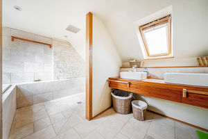 Photo 22- click for photo gallery